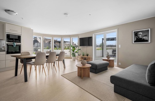 Nygard Apartment | Exclusive Penthouse with Teracce