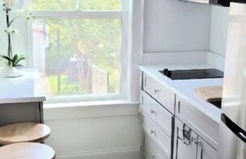 Charleston House | Exclusive, safe, quiet island living Charleston!