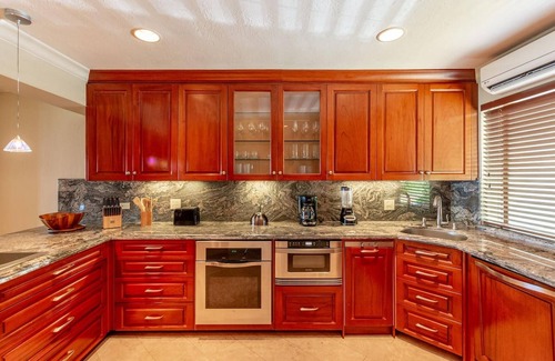 Playa Flamingo Condo | Exclusive - secluded spot on Flamingo Beach - sleep to the sound of the surf