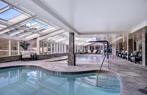 Peak 8 Apartment | Exclusive Slopeside Luxury at Peak 8, Ski In-Ski Out with Hot Tub and Pools