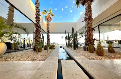 Cabo San Lucas Apartment | Exclusive Solaria Arch View Penthouse with Jacuzzi