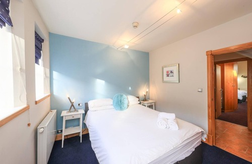 Nottingham City Centre Apartment | Exclusive Stunning Spacious Penthouse In The City