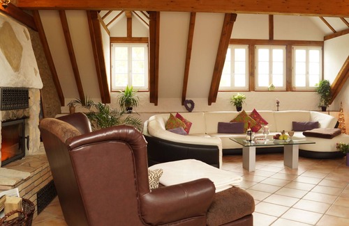 Berndorf Villa | Exclusive villa 320m² with whirlpool and sauna, close to town and Nürburgring