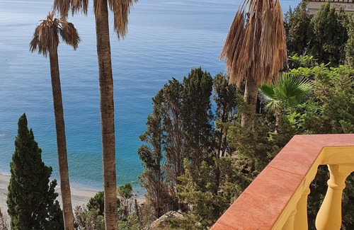 Almunecar Villa | Exclusive villa with private pool and gym