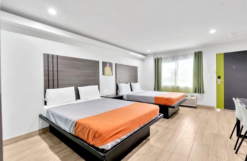 Harbor Hotel | Exclusivo Inn and Suites