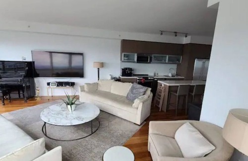 Church and Wellesley Condo | Executive 2 Bedroom Condo