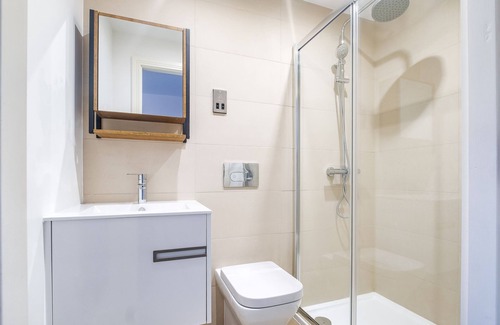 Moseley Apartment | Executive 2 bedroom apartment in Moseley