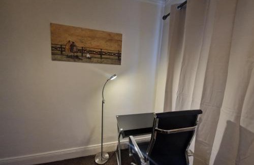 Wallsend House | Executive 2-Bedroom House in Wallsend