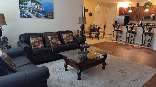 Florida Central Atlantic Coast Apartment | Executive 3 Bedroom Villa at Universal,Convention Center, Vista Cay