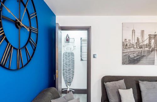 Southampton House | Executive 8beds 3bath Contractorswelcome Parking