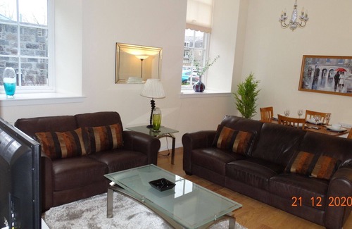 Aberdeen West End Apartment | Executive apartment, 2 bedrooms and 2 bathrooms., quiet but near city centre