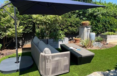 Placentia House | Executive & Family Villa - Anaheim Area - Pool & Spa, Free Parking & High-Speed Wi-Fi - Near Disney & Convention Center