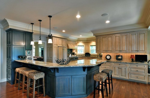 Sarona House | Executive Home With Golf Course Out Front and Lake In The Back- Amazing doesn't describe it