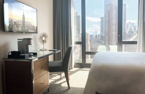 Midtown Hotel | Executive Hotel Le Soleil New York