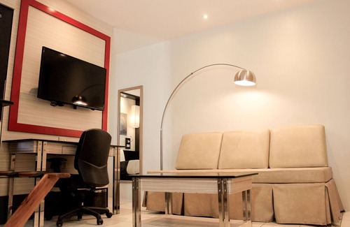Ermita Night District Hotel | Executive Hotel