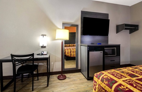 Stafford Hotel | Executive Inn & Suites
