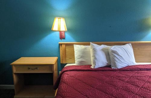 Fort Wayne Hotel | Executive Inn