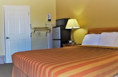 Mojave Hotel | Executive Inn
