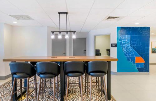 Victorville Hotel | Executive Residency by Best Western Victorville