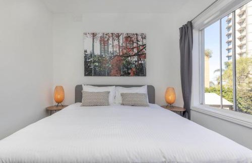 North Sydney Apartment | Executive Serviced north Sydney City pad