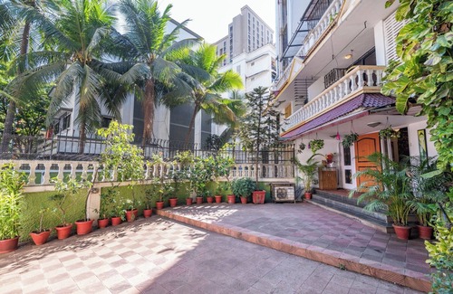 Goregaon East House | Executive Stay - Infinity IT Park Malad