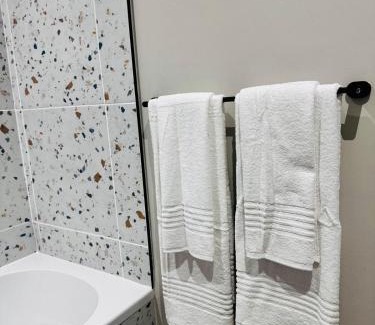 Port Elizabeth Apartment | Executive Stay near airport & shops