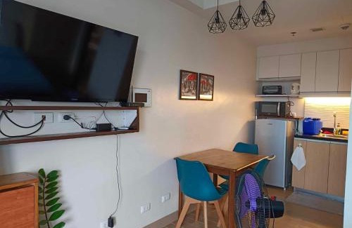 Iloilo Apartment | Executive Studio at One Madison Place Iloilo City