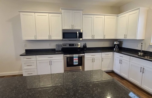 Travelers Rest House | Executive style Home, 4 beds 4.5 baths in Travelers Rest