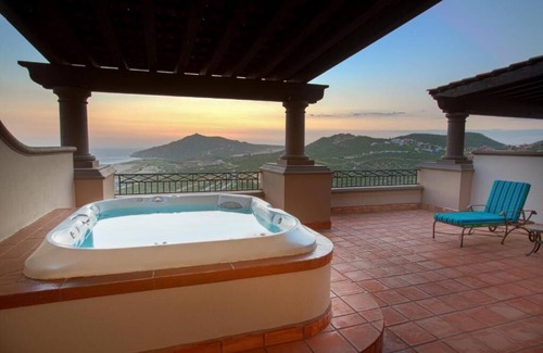 Los Cabos Hotel | Executive Suite at PB Sunset Beach
