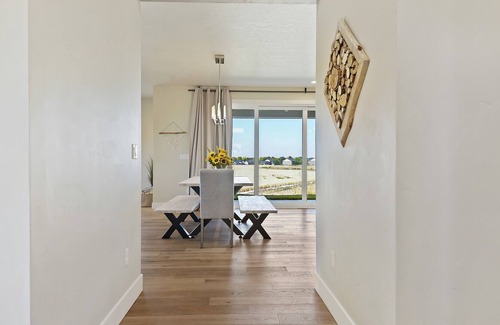 Southwest Ada County Alliance House | Executive Suite Home w Easy Freeway Access