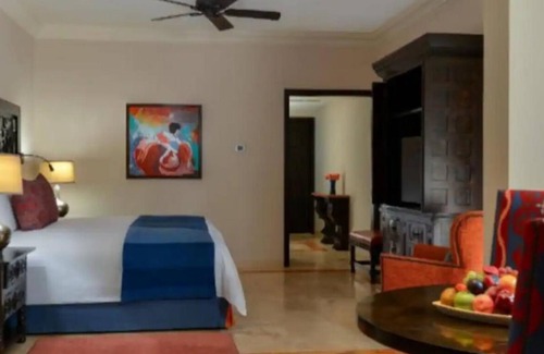 Paraiso Escondido Resort | Executive Suite - Ocean views!