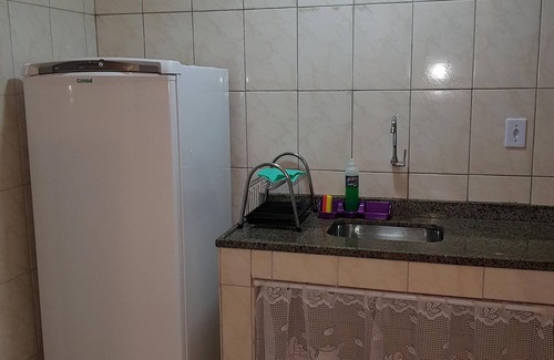 Portinho Apartment | Exelente apt. from the housekeeper, close to shopping, restaurants, bars, bakery and pharmacy!
