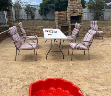 Port Elizabeth Apartment | Exhale Self Catering Accommodati