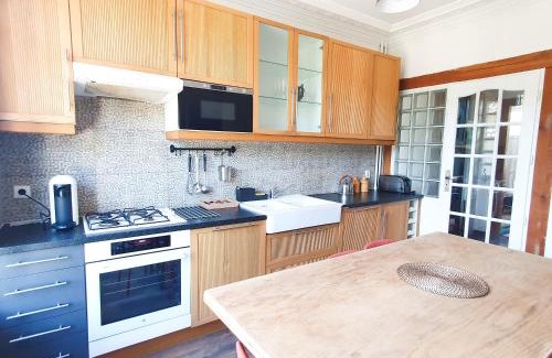 Velizy-Villacoublay House | EXIGEHOME - Grande maison en bord d'étang à 20 min de Paris