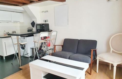Saint-Louis Apartment | EXIGEHOME-Studio Cosy à 2 pas du Chateau de Versailles