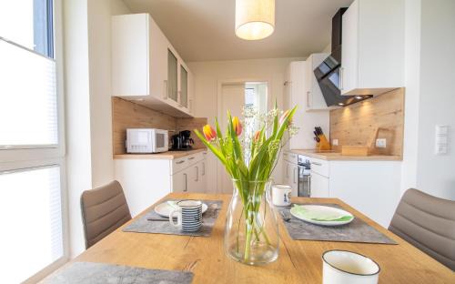 Marienleuchte Apartment | Exklusive Ferienwohnung BeltStrand mit 2 Schlafzimmern und Garten
