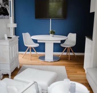 Ploen Apartment | Exklusive Ferienwohnung mit Privatterrasse