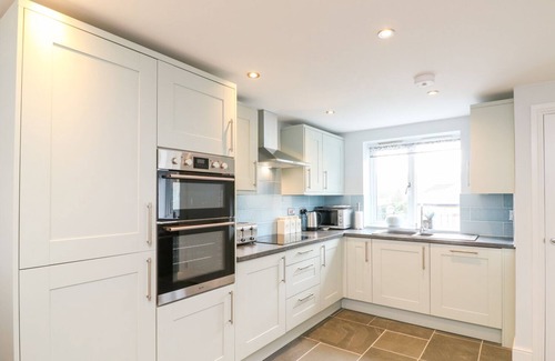 South Molton House | EXMOOR VIEW, pet friendly, character holiday cottage in North Molton