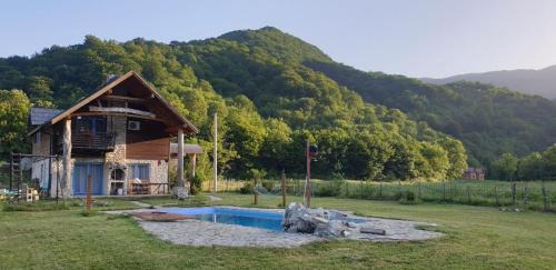 Glavaticevo Villa | Exo Log Cottage