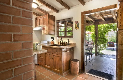Old Las Palmas House | Exotic Spanish Estate Sleeps 10, Saltwater Pool, Gardens, Romantic, Private