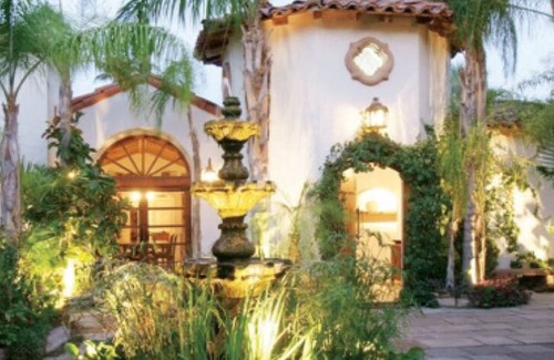 Old Las Palmas House | Exotic Spanish Estate Sleeps 10, Saltwater Pool, Gardens, Romantic, Private