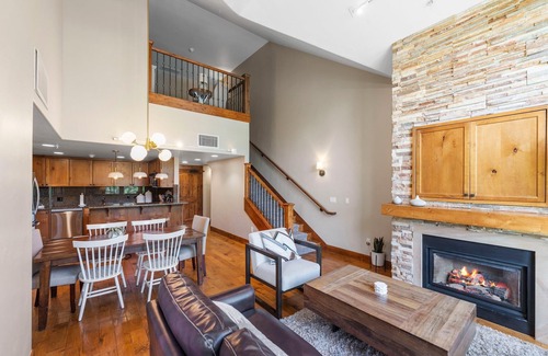 Tamarack Condo | Expansive 2 BR Condo with Fireplace and Patio