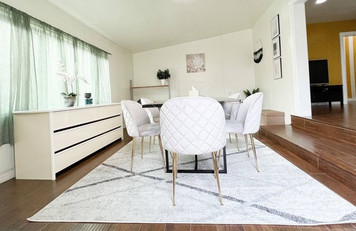 Norwalk House | ~Expansive Dream Home - 15 mins from Disneyland~
