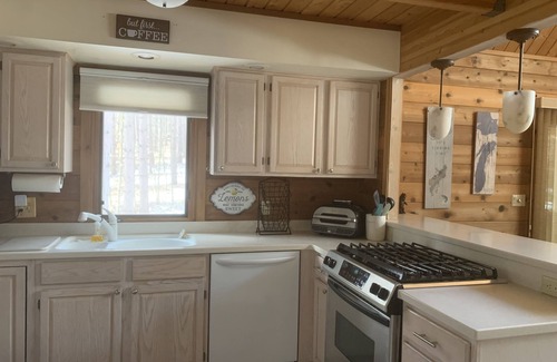 Thompsonville Ski Chalet | Expansive home just 3 blocks from Buck lift on resort property!
