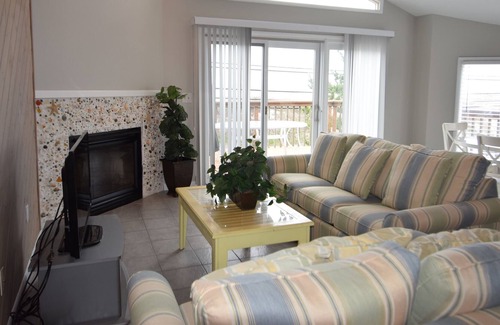 Dennisville House | Expansive ocean and bay views, plus the Atlantic City skyline at night!