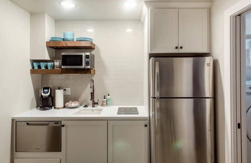 Capitol Hill Apartment | Expansive Remodeled Basement Apartment in Capitol Hill
