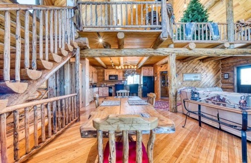 Stevensville House | Expansive Views of Bitterroot Mountains from Beautiful Log Home