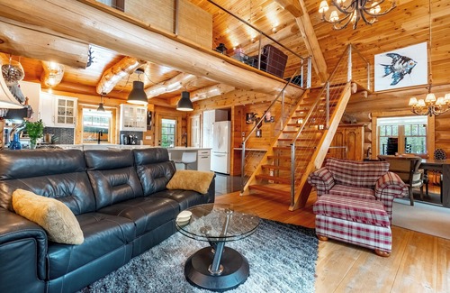 Mauricie Ski Chalet | Experience Nature Wood
