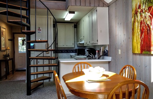 Sky Valley Ski Chalet | Experience Breathtaking Sky Valley & the Northeast Georgia Mountains!