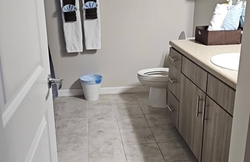 Northside Apartment | Experience comfort & convenience at our Jacksonville 2 bedroom retreat!